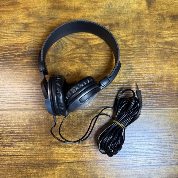 Audio Technica ATH 250AV Headphones Wired Over Ear Black - Picture 1 of 3